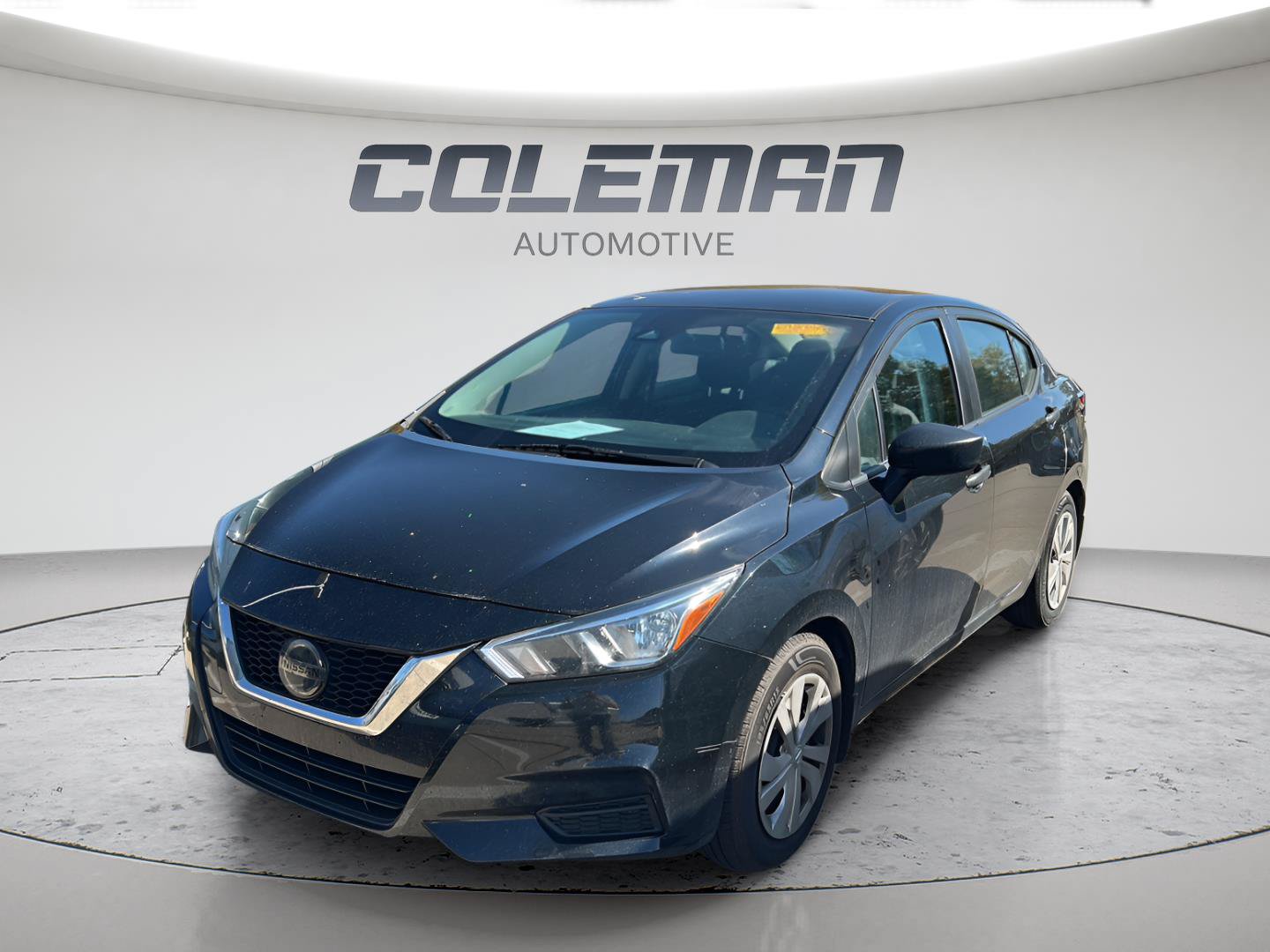 Used 2021 Nissan Versa S FWD image 1