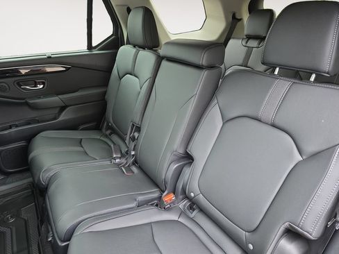 New 2026 Honda Pilot EX-L image 13