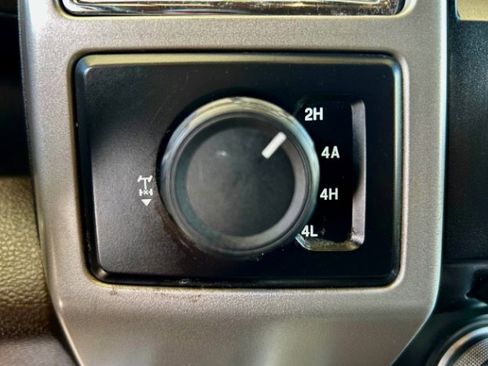 Used 2015 Ford F150 King Ranch w/ Equipment Group 601A Luxury image 19