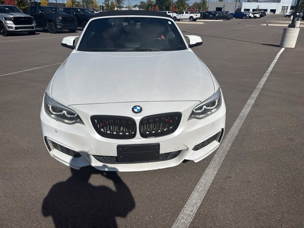 Used 2016 BMW M235i xDrive Convertible AWD/4WD image 2