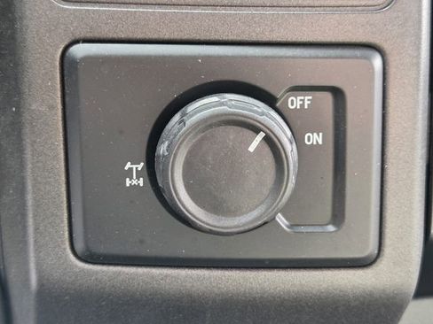 Used 2022 Ford F250 XL w/ Power Equipment Group image 18