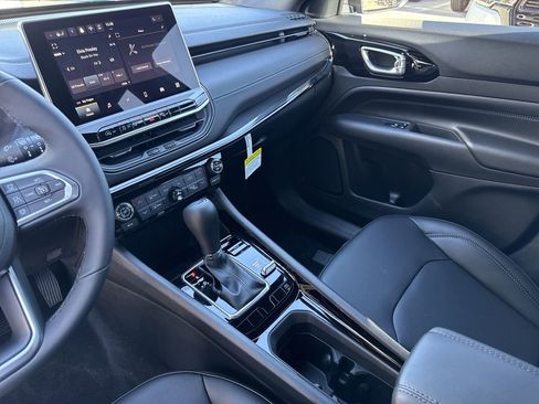 New 2026 Jeep Compass Limited AWD/4WD image 26