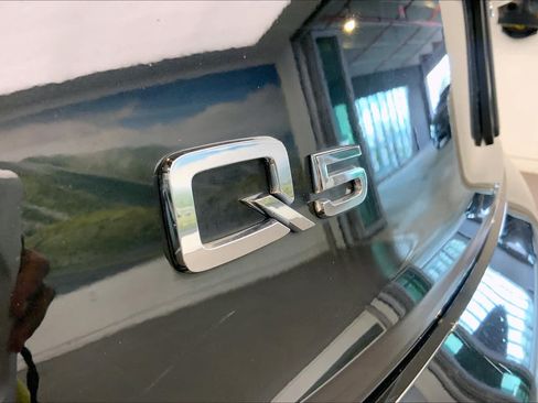 Used 2021 Audi Q5 2.0T Premium Plus w/ Premium Plus Package AWD/4WD image 33
