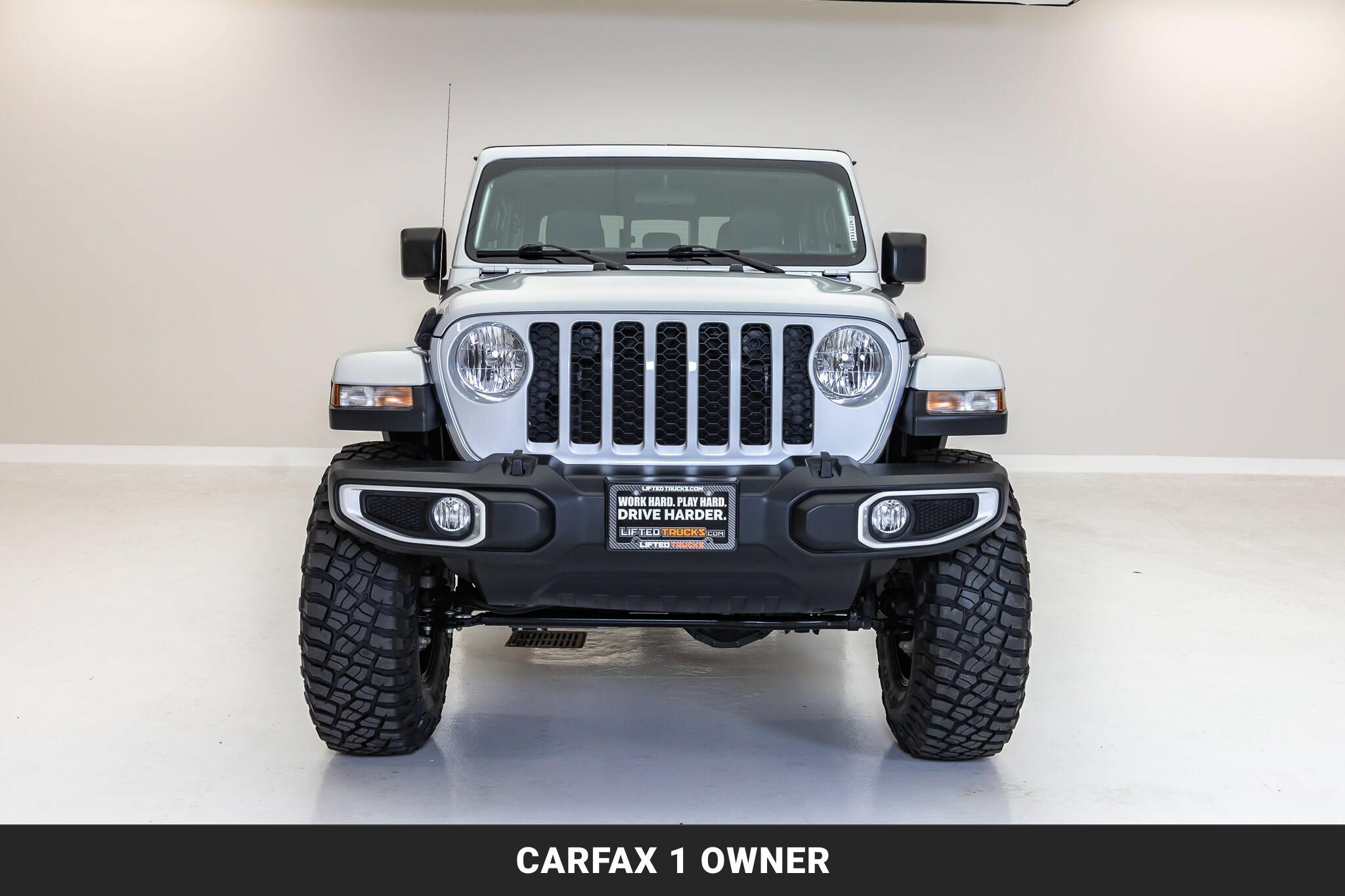 Used 2023 Jeep Gladiator Sport AWD/4WD image 4