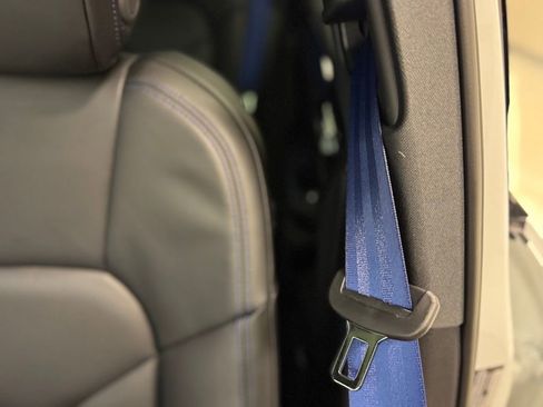 New 2026 Porsche Macan image 11