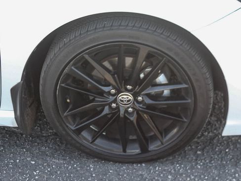 Used 2022 Toyota Camry XSE FWD image 12