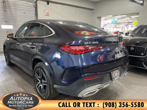 Used 2024 Mercedes-Benz GLC 300 GLC 300 4MATIC Coupe image 4