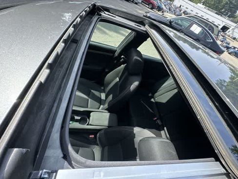 Used 2017 Honda Civic EX image 6