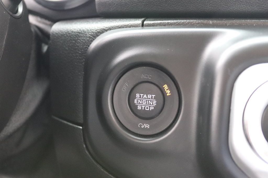 Used 2021 Jeep Wrangler Unlimited Sahara w/ Uconnect 4C Nav & Sound Group AWD/4WD image 31