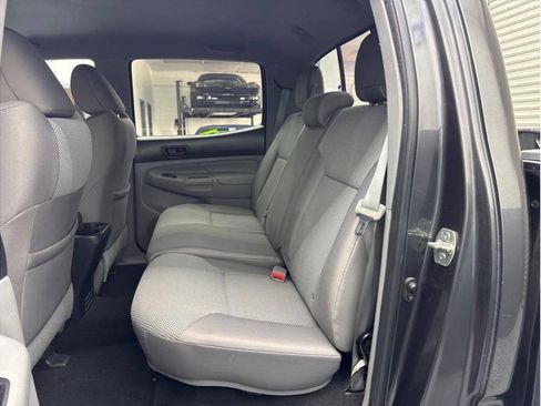 Used 2013 Toyota Tacoma 4x4 Double Cab w/ TRD Off-Road Pkg image 15