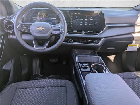 New 2026 Chevrolet Equinox LT w/ Safety and Technology Package image 14