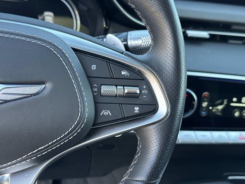 Used 2025 Genesis GV70 3.5T Sport image 29