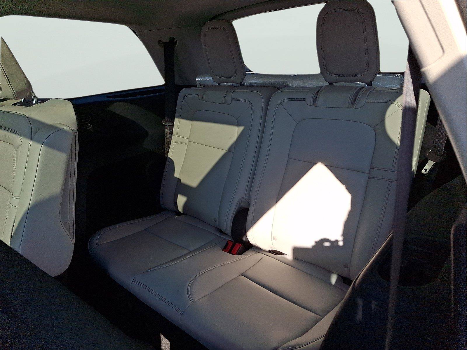 New 2027 Lincoln Aviator Reserve AWD/4WD image 6