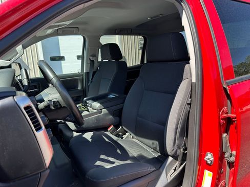 Used 2018 Chevrolet Silverado 1500 LT w/ All Star Edition AWD/4WD image 18