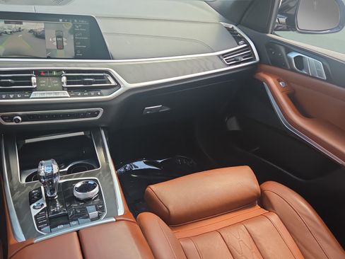 Used 2022 BMW X7 xDrive40i w/ M Sport Package AWD/4WD image 14