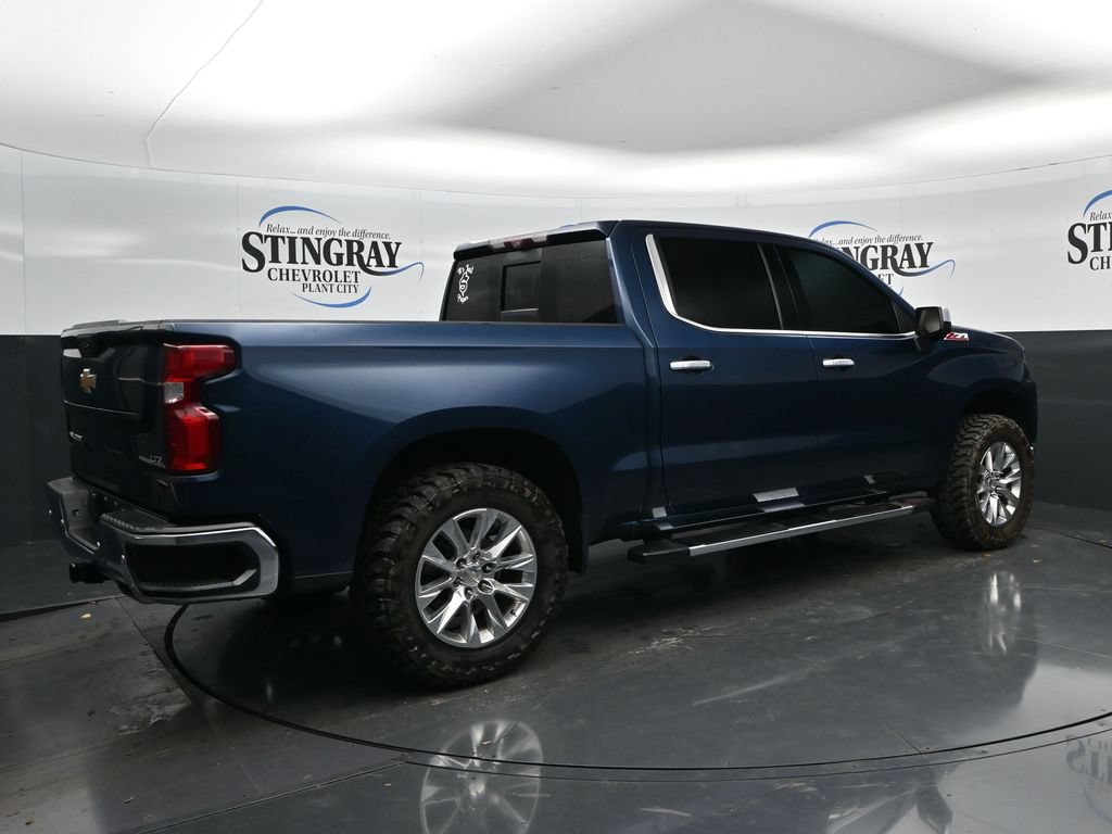 Used 2022 Chevrolet Silverado 1500 LTZ w/ LTZ Premium Package AWD/4WD image 7