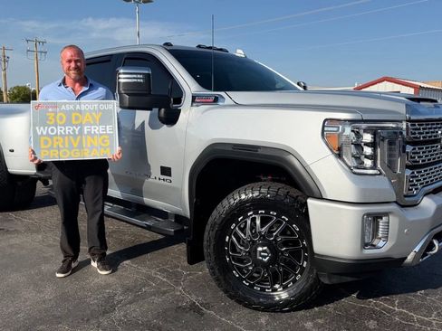 Used 2021 GMC Sierra 3500 Denali w/ Denali Ultimate Package AWD/4WD image 1