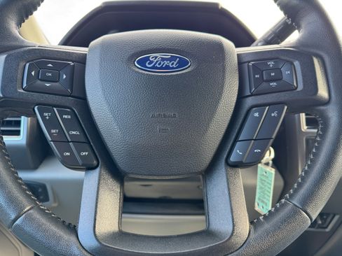 Used 2019 Ford F150 XLT w/ Equipment Group 302A Luxury image 19