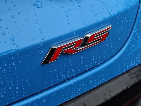 Used 2024 Chevrolet Trax RS w/ Sunroof Package image 29