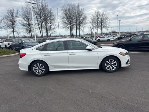 Used 2024 Honda Civic LX image 10