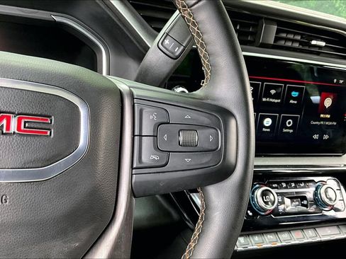 Used 2024 GMC Sierra 2500 AT4 w/ AT4 Premium Plus Package AWD/4WD image 12