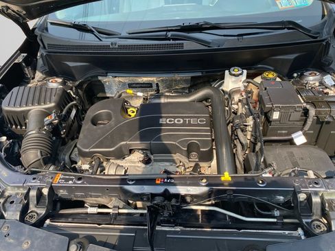 Certified 2022 Chevrolet Equinox LS AWD/4WD image 31