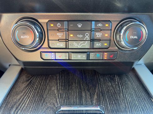 Used 2021 Ford F250 Lariat image 15