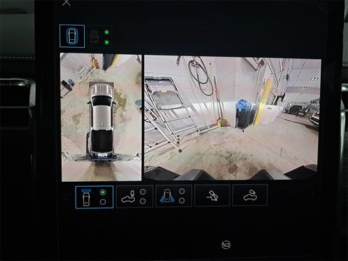 New 2025 GMC Sierra EV Denali image 22