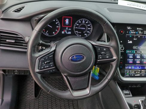 Used 2024 Subaru Outback Premium AWD/4WD image 16