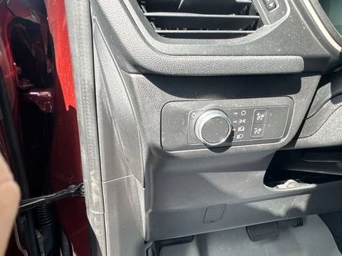 Used 2021 Ford Escape SE AWD/4WD image 17