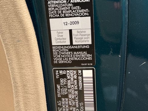 Used 1995 Mercedes-Benz E 320 Convertible image 40