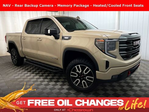 Certified 2022 GMC Sierra 1500 AT4 w/ AT4 Premium Package image 1