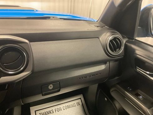Used 2019 Toyota Tacoma TRD Pro AWD/4WD image 25