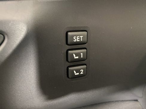 Used 2023 Subaru Ascent Onyx Edition Limited image 22