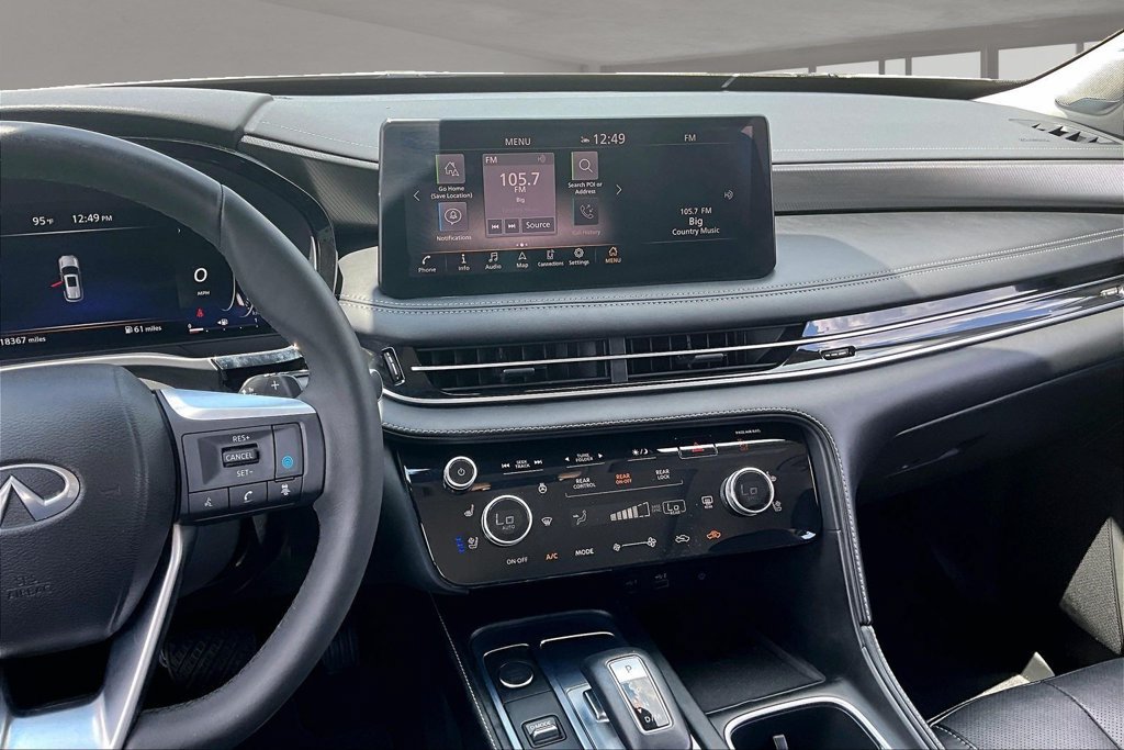 Used 2023 INFINITI QX60 Luxe w/ Performance Audio Package FWD image 9