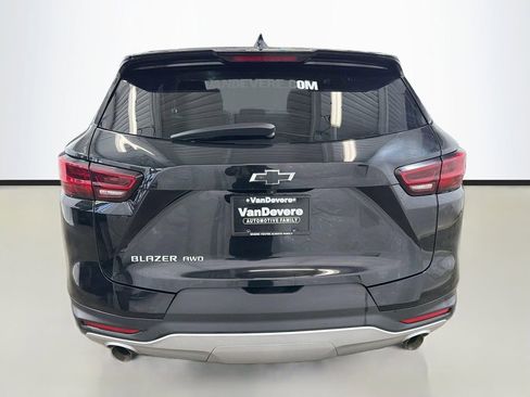 Used 2023 Chevrolet Blazer LT w/ Driver Confidence Package AWD/4WD image 9