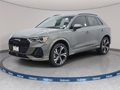 Used 2024 Audi Q3 2.0T Premium Plus w/ Premium Plus Package image 1