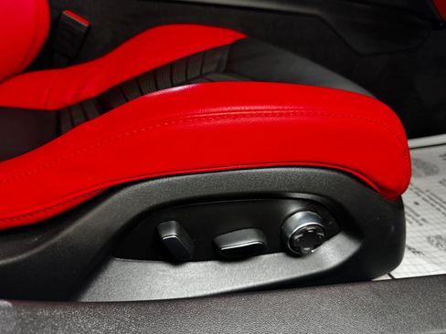 Used 2023 Chevrolet Corvette Stingray Premium Conv w/ Z51 Performance Package RWD image 15