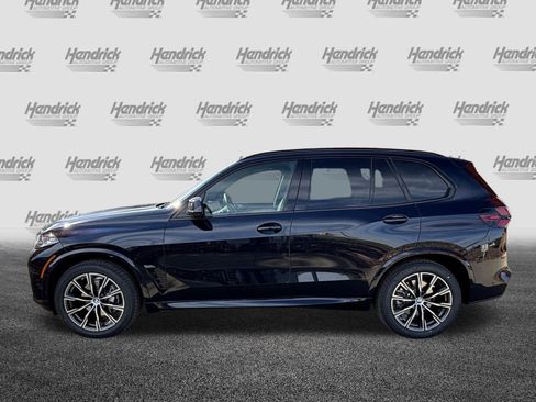 Certified 2024 BMW X5 xDrive40i w/ M Sport Package image 7