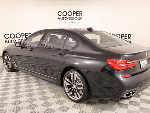 Used 2019 BMW M760i xDrive w/ Luxury Rear Seating Package AWD/4WD image 25