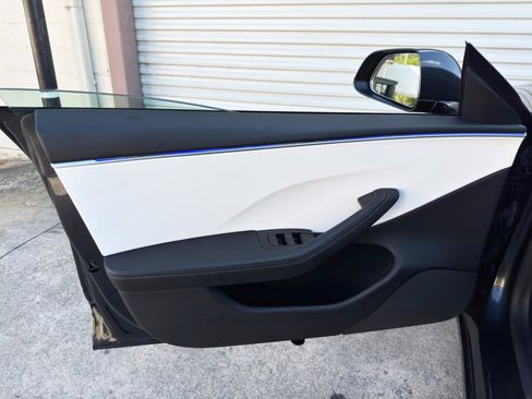 Used 2024 Tesla Model 3 RWD image 44