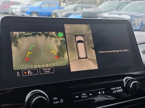 Used 2023 Nissan Armada Platinum w/ Captain's Chairs Package image 33