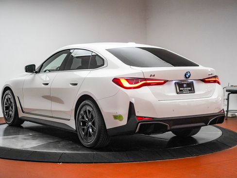 Used 2023 BMW i4 eDrive35 w/ Premium Package RWD image 7