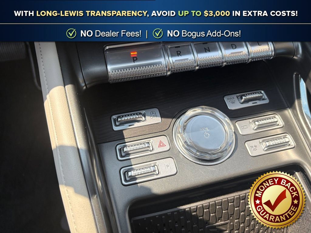 Used 2025 Lincoln Nautilus Reserve AWD/4WD image 20