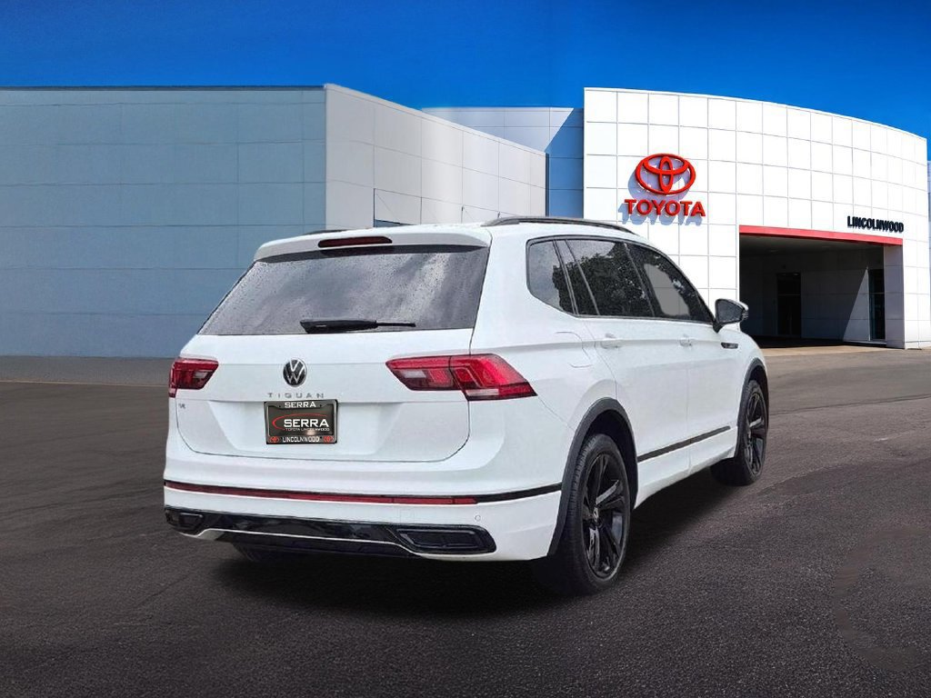 Used 2023 Volkswagen Tiguan SE R-Line FWD image 12
