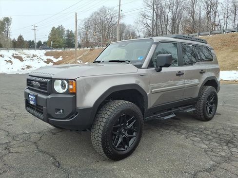 Used 2025 Toyota Land Cruiser 1958 image 7