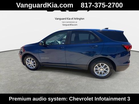 Used 2022 Chevrolet Equinox LS w/ LS Convenience Package FWD image 5