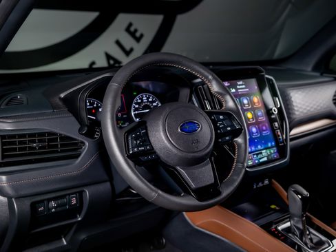 Used 2025 Subaru Forester Touring w/ Popular Package - Touring image 29