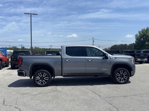 Used 2022 GMC Sierra 1500 AT4 w/ AT4 Preferred Package image 5