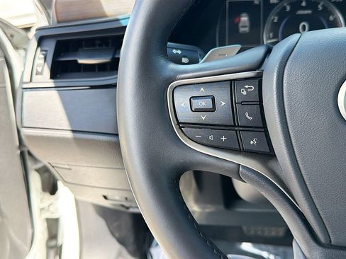 Used 2024 Lexus ES 350 w/ Premium Package FWD image 37